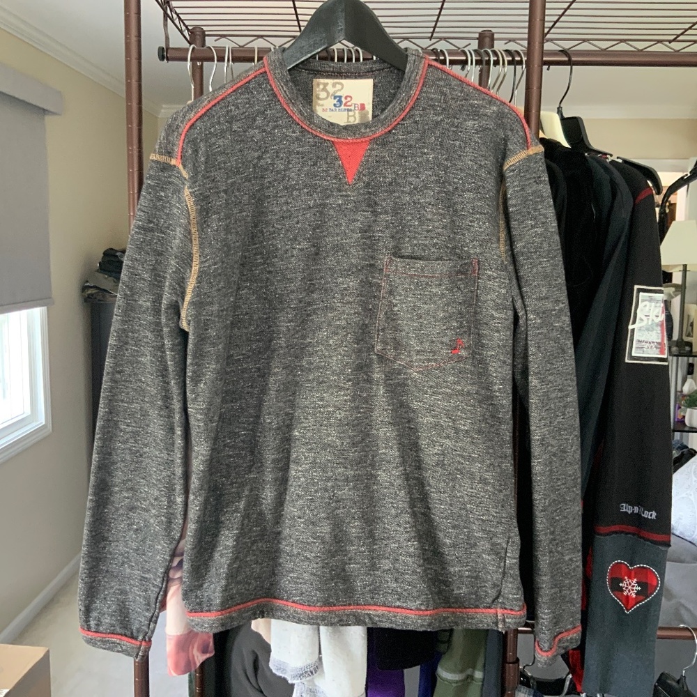 Mens 32 bar blues long sleeve shirt.